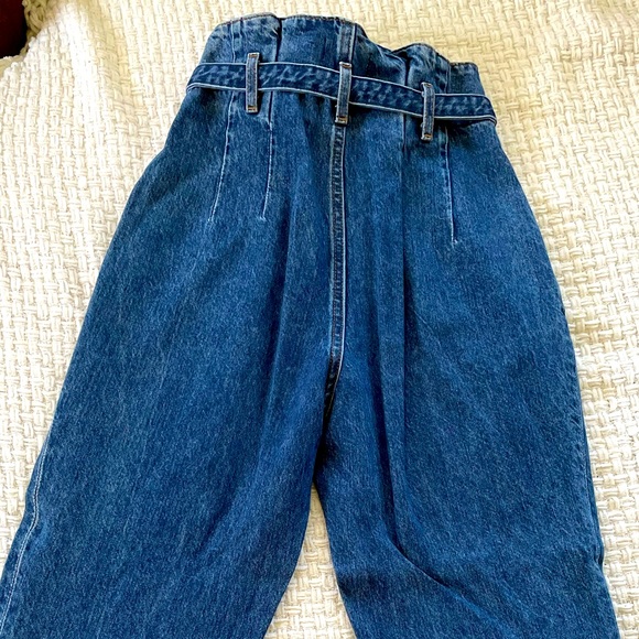 Abercrombie & Fitch Paper bag jeans - Picture 3 of 5